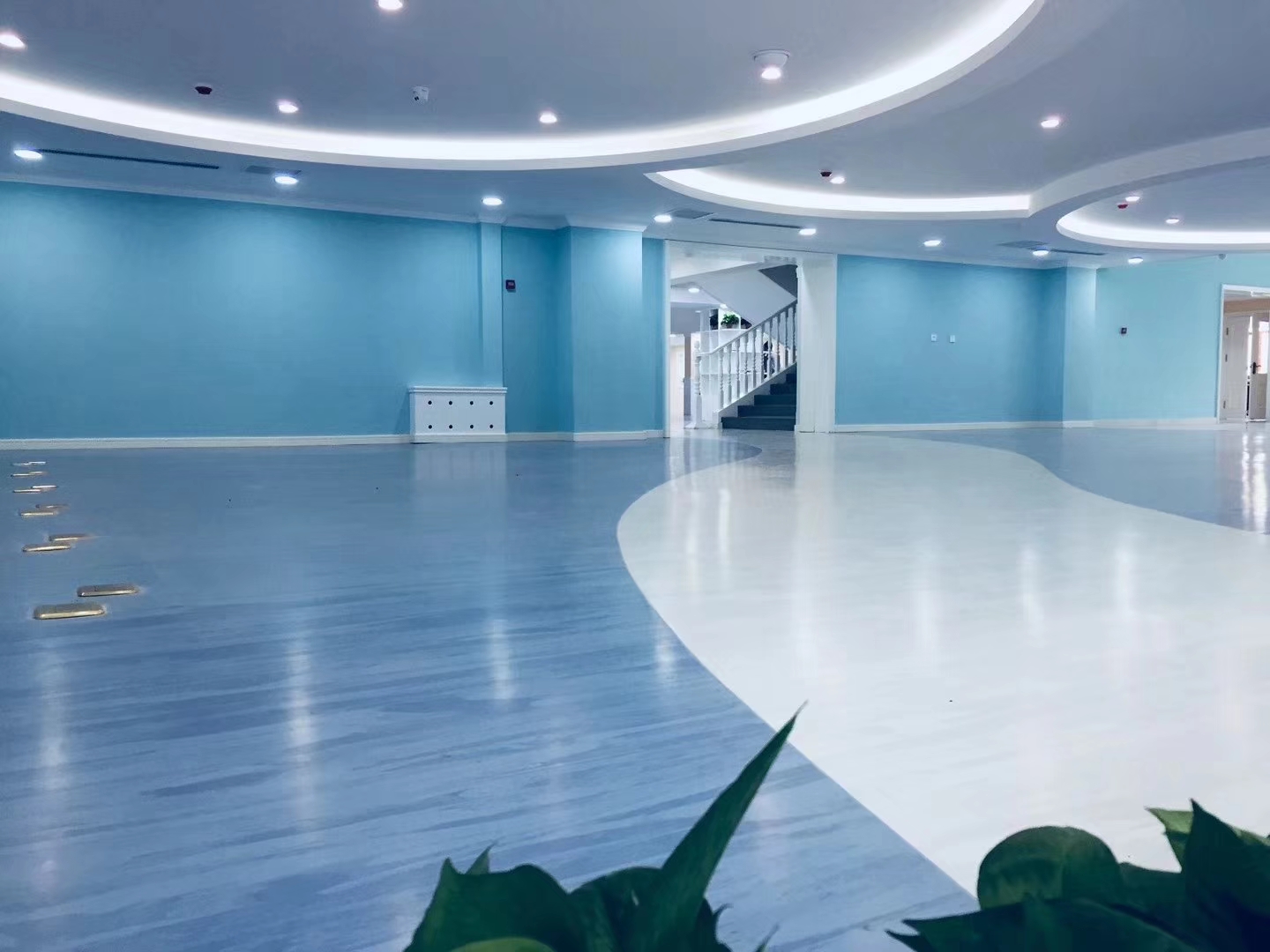 大巨龍地板廠家生產工藝高端，產品得到認可！